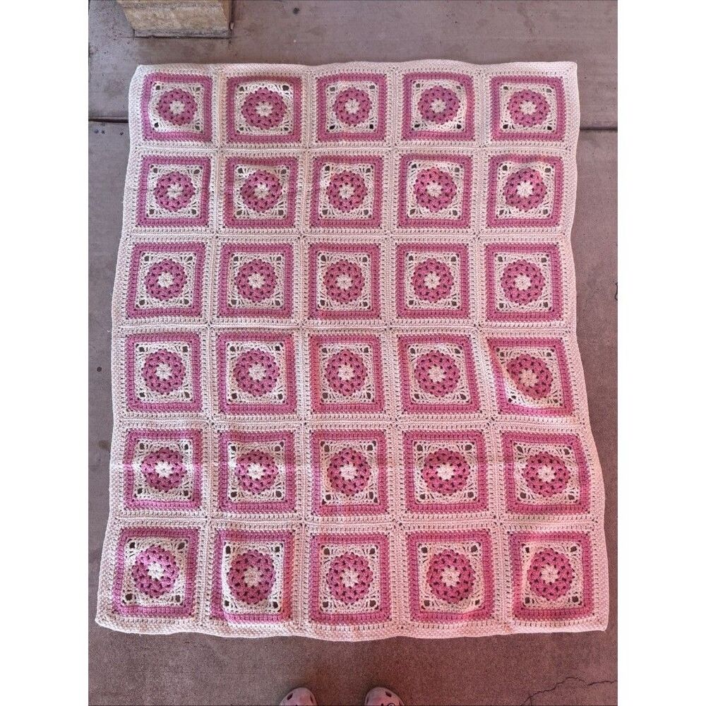 Vintage Crochet Blanket Throw Handmade White With Pink Granny Squares 63”x51”
